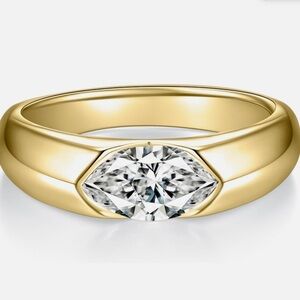 NWT CZ ring